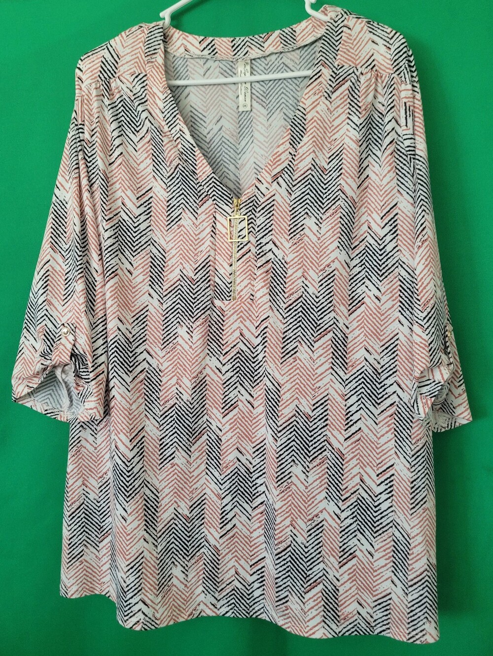 Women Chevron V-Neck Blouse Gold Zip Detail Per Seption Size 2x Plus XXL Stretch